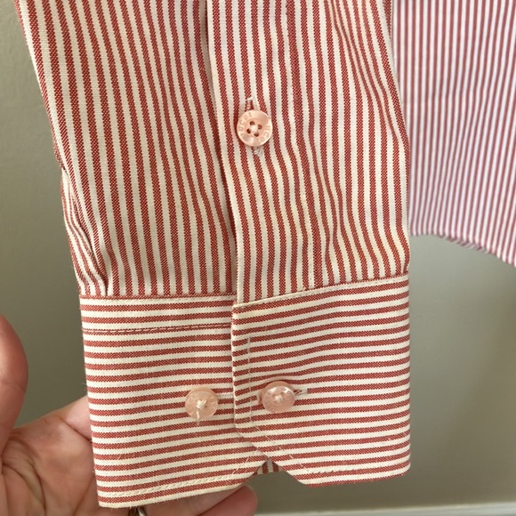 Gucci 100percent cotton men’s shirt in gorgeous coral red stripe. Like new! - Picture 4 of 4